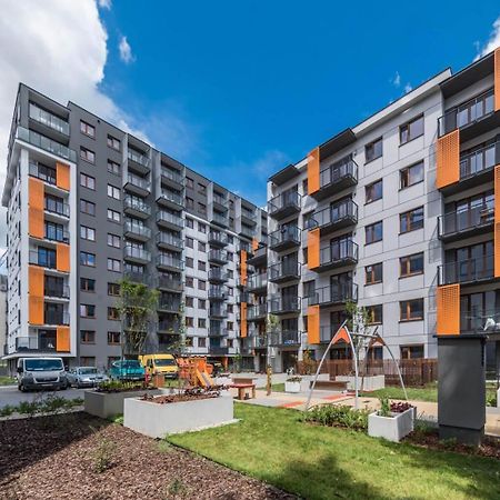 Modern Apartment Near To The Chopin'S Airport Cybernetyki 2A Varsó Kültér fotó
